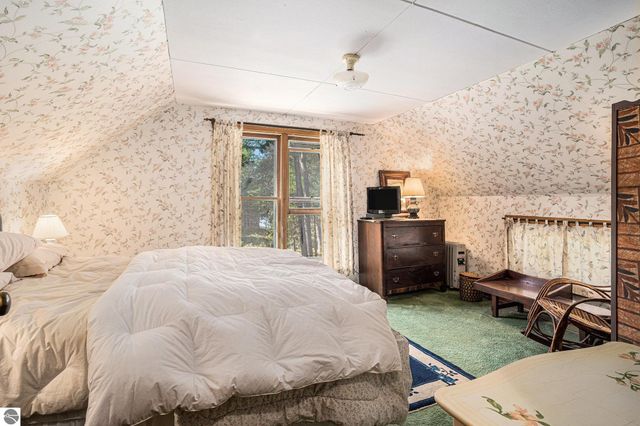 5760 W Crystal View Road, Glen Arbor, MI 49636