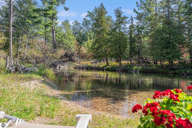 5760 W Crystal View Road, Glen Arbor, MI 49636