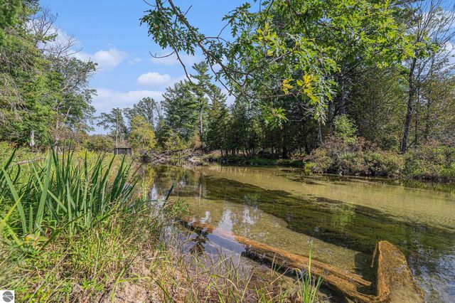 5760 W Crystal View Road, Glen Arbor, MI 49636