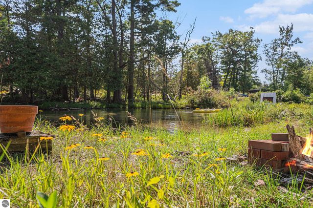 5760 W Crystal View Road, Glen Arbor, MI 49636