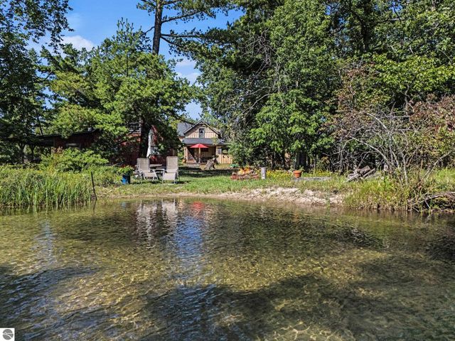 5760 W Crystal View Road, Glen Arbor, MI 49636