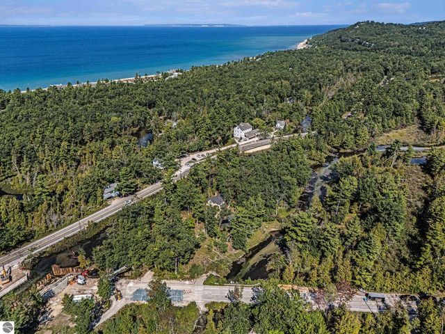 5760 W Crystal View Road, Glen Arbor, MI 49636
