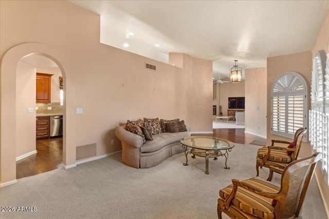 9616 N 27TH Street, Phoenix, AZ 85028