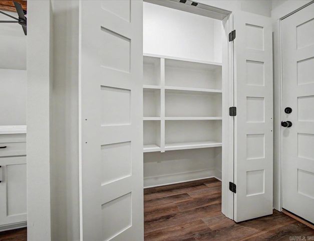 115 Glock Lane, Hot Springs, AR 71913
