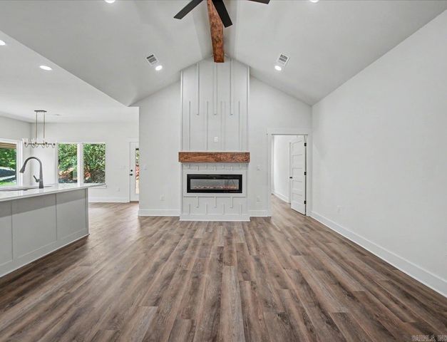 115 Glock Lane, Hot Springs, AR 71913