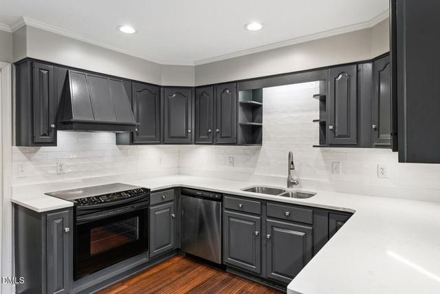 4007 Bradenton Drive, Greensboro, NC 27406
