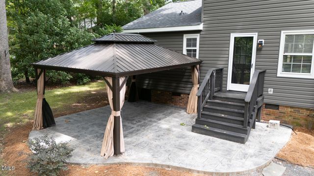4007 Bradenton Drive, Greensboro, NC 27406