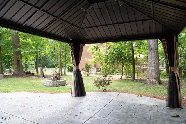 4007 Bradenton Drive, Greensboro, NC 27406