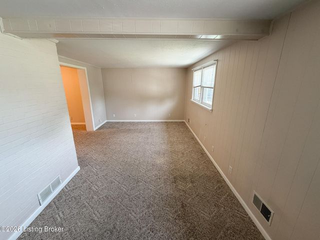 1813 Wesley Ave, Louisville, KY 40220