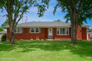 1813 Wesley Ave, Louisville, KY 40220