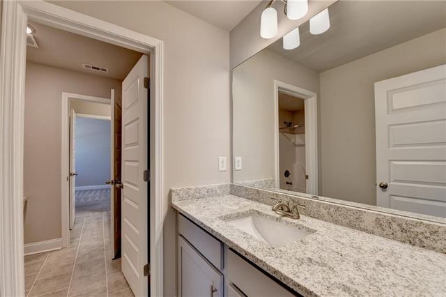 271 Hinton Farm Way, Dacula, GA 30019