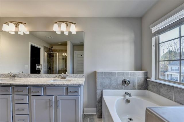 271 Hinton Farm Way, Dacula, GA 30019