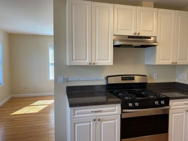 75 Mystic Street 3, Arlington, MA 02474