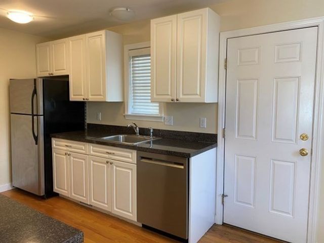 75 Mystic Street 3, Arlington, MA 02474