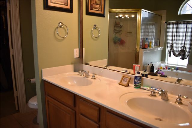 311 Ridge Hollow Trail, Venus, TX 76084