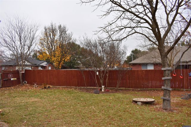 311 Ridge Hollow Trail, Venus, TX 76084