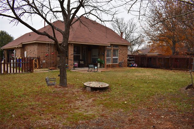 311 Ridge Hollow Trail, Venus, TX 76084