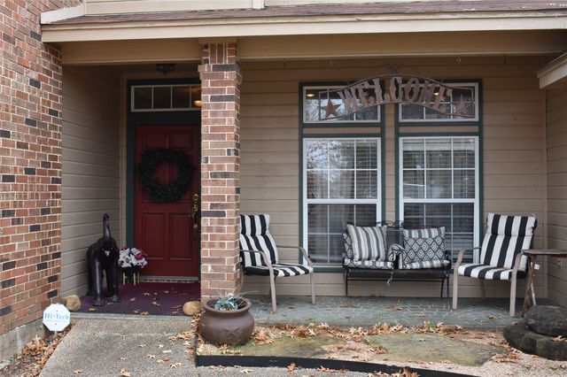 311 Ridge Hollow Trail, Venus, TX 76084