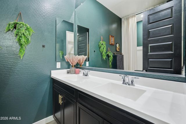 9463 E Theia Drive, Mesa, AZ 85212