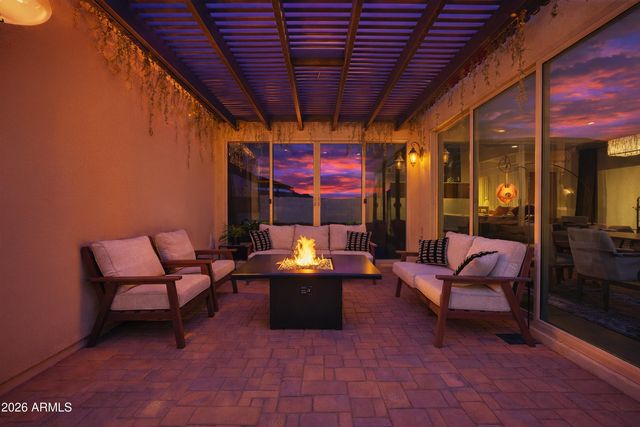 9463 E Theia Drive, Mesa, AZ 85212