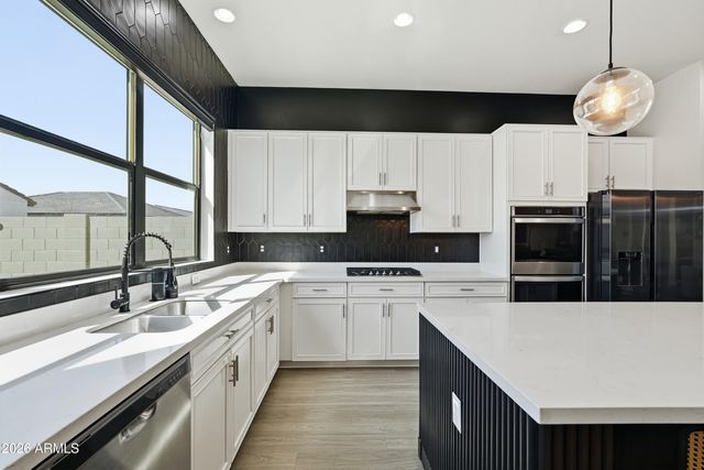 9463 E Theia Drive, Mesa, AZ 85212