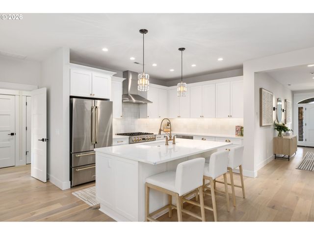 13076 Nw HARVEST St, Portland, OR 97229