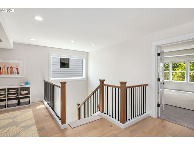 13076 Nw HARVEST St, Portland, OR 97229
