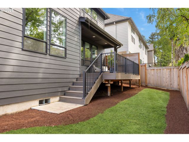 13076 Nw HARVEST St, Portland, OR 97229