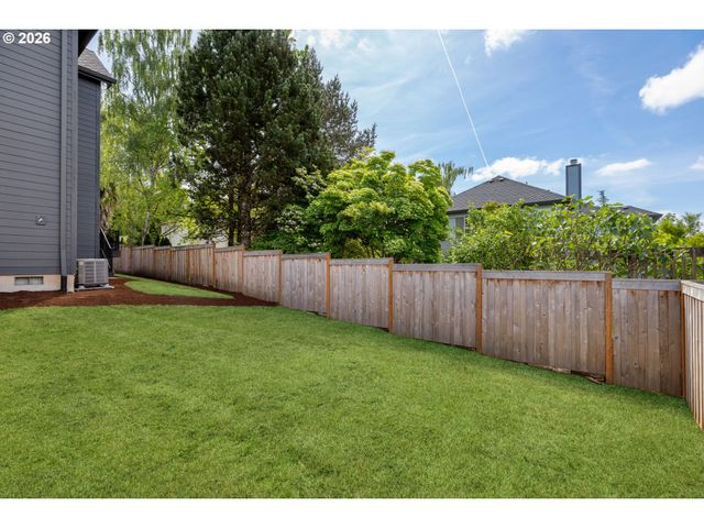 13076 Nw HARVEST St, Portland, OR 97229