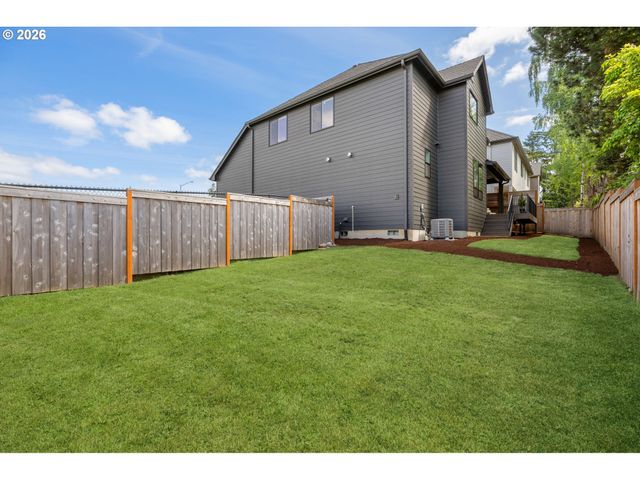 13076 Nw HARVEST St, Portland, OR 97229