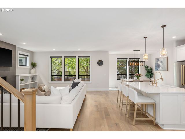 13076 Nw HARVEST St, Portland, OR 97229