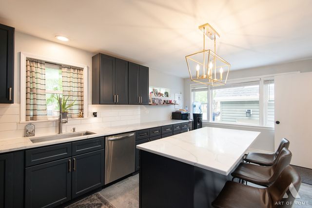 10715 S Lawndale Avenue, Chicago, IL 60655