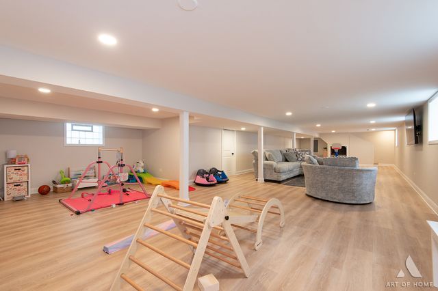 10715 S Lawndale Avenue, Chicago, IL 60655