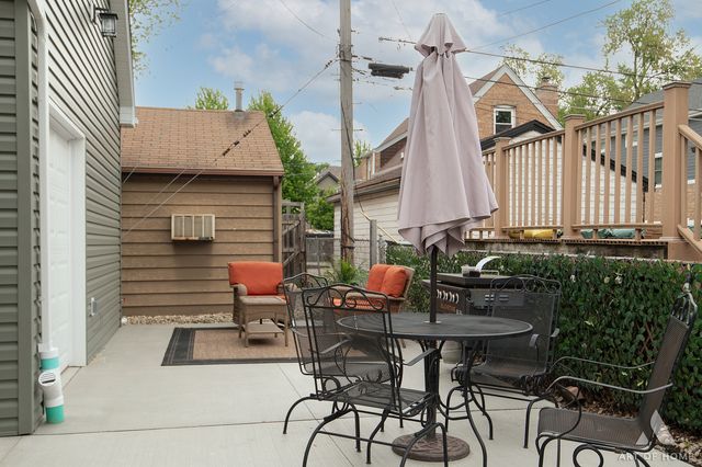 10715 S Lawndale Avenue, Chicago, IL 60655