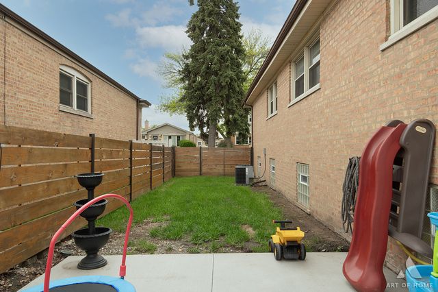 10715 S Lawndale Avenue, Chicago, IL 60655