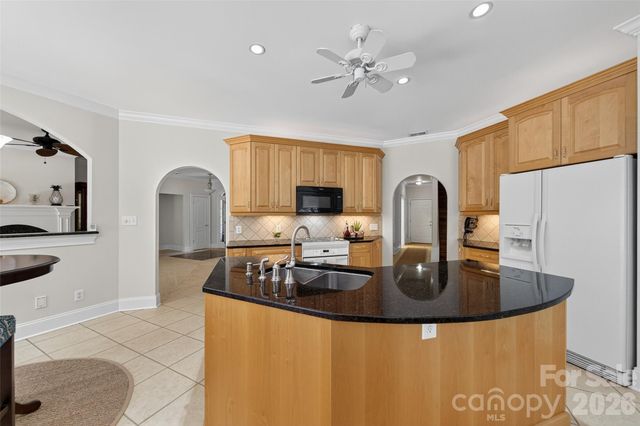 3574 Live Oaks Avenue, Terrell, NC 28682