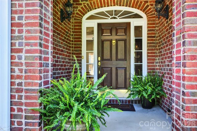 3574 Live Oaks Avenue, Terrell, NC 28682