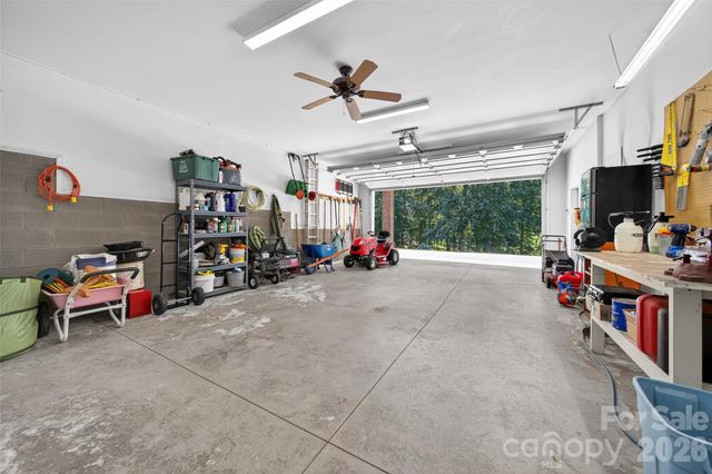 3574 Live Oaks Avenue, Terrell, NC 28682