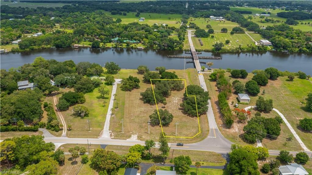 75 Ft Denaud Bridge WAY, LABELLE, FL 33935 — photo 4