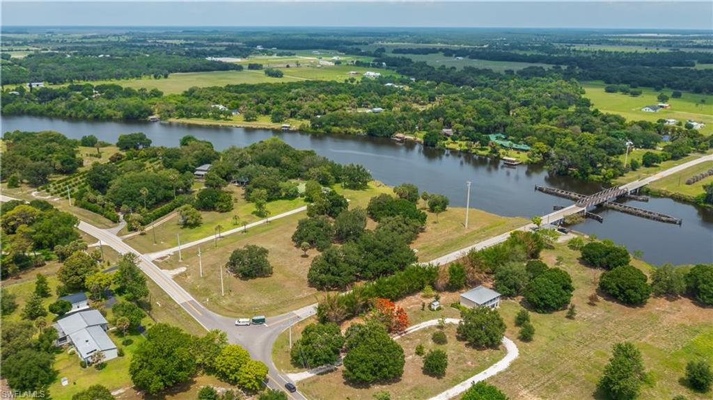 75 Ft Denaud Bridge WAY, LABELLE, FL 33935 — photo 5