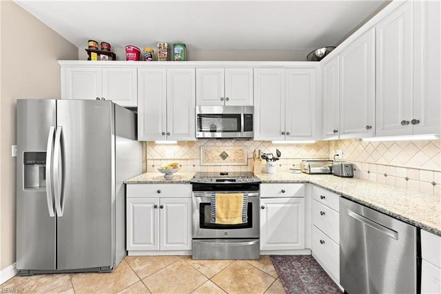 2225 Cape Arbor DR, Virginia Beach, VA 23451