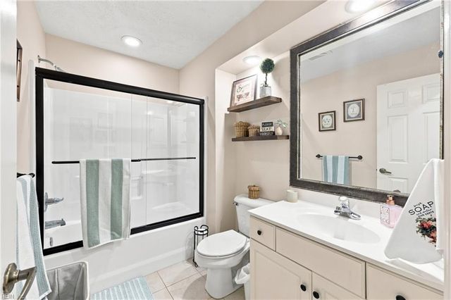 2225 Cape Arbor DR, Virginia Beach, VA 23451