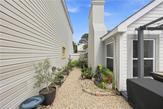2225 Cape Arbor DR, Virginia Beach, VA 23451