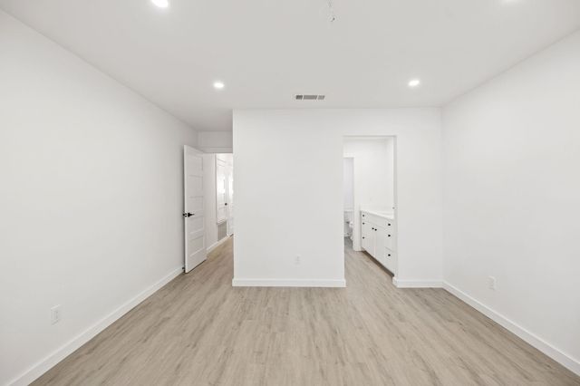 7211 Lakewood DR C111, Austin, TX 78750