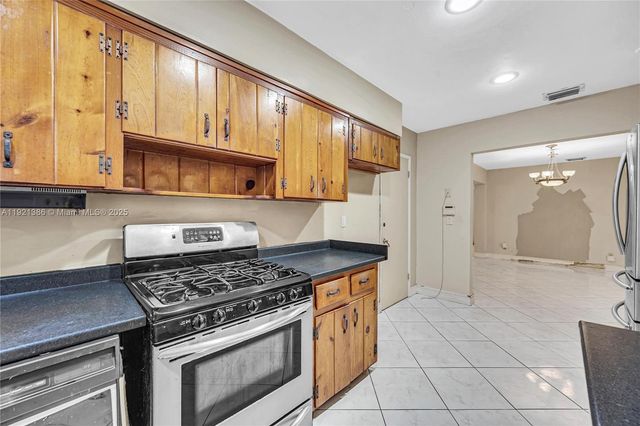 14500 NE 5th Ct, Miami, FL 33161