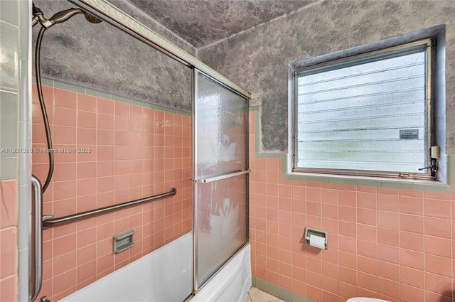 14500 NE 5th Ct, Miami, FL 33161