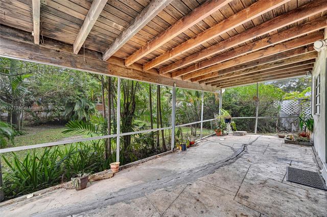 14500 NE 5th Ct, Miami, FL 33161