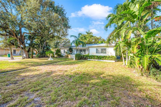 14500 NE 5th Ct, Miami, FL 33161