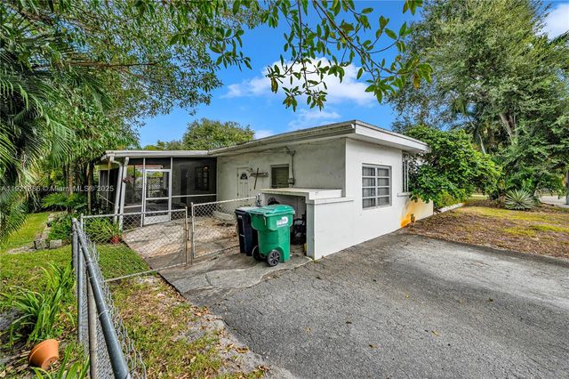 14500 NE 5th Ct, Miami, FL 33161