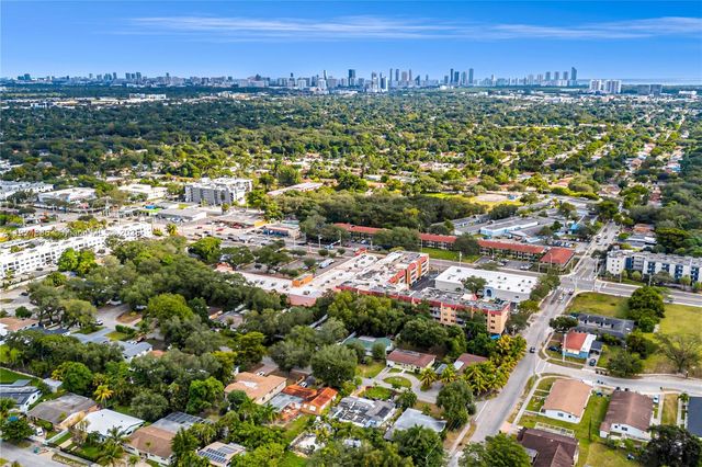 14500 NE 5th Ct, Miami, FL 33161